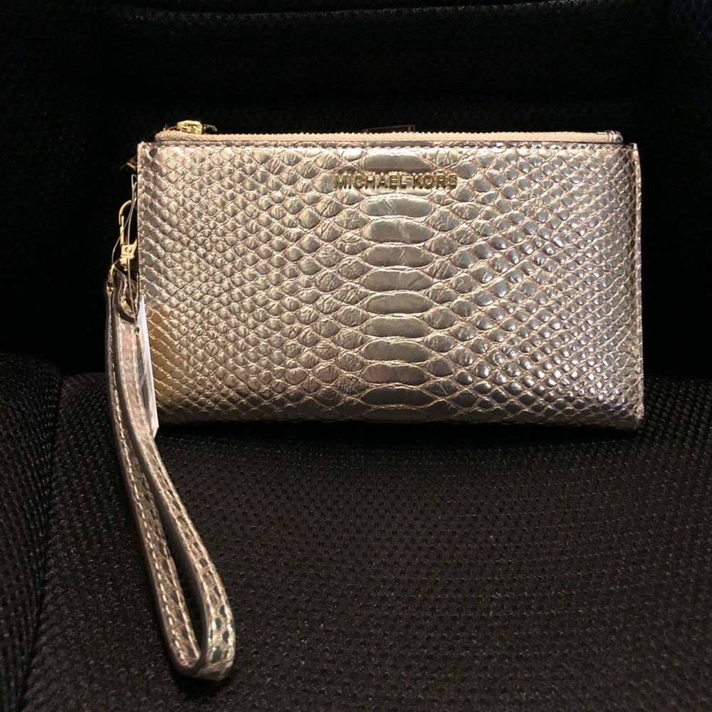 MICHAEL KORS 32S8GFDW4E SOFT PINK WRISTLET LEATHER